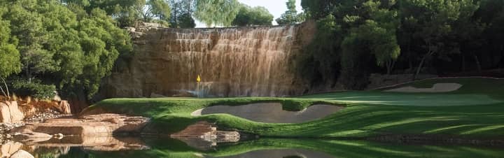 wynn casino las vegas waterfall