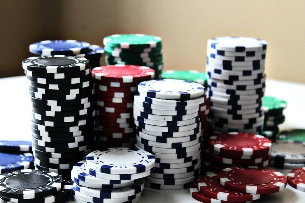 Custom Poker Chips – Essential To The Poker Experience