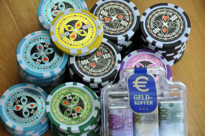 standard poker chip value colors
