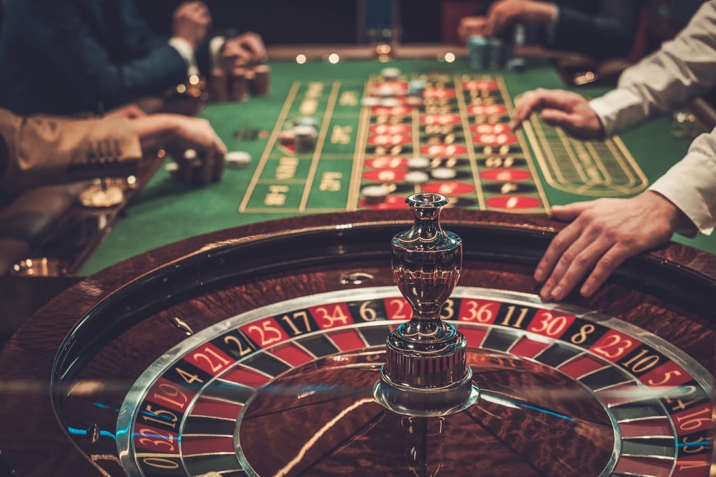Land-based vs. Online Casinos