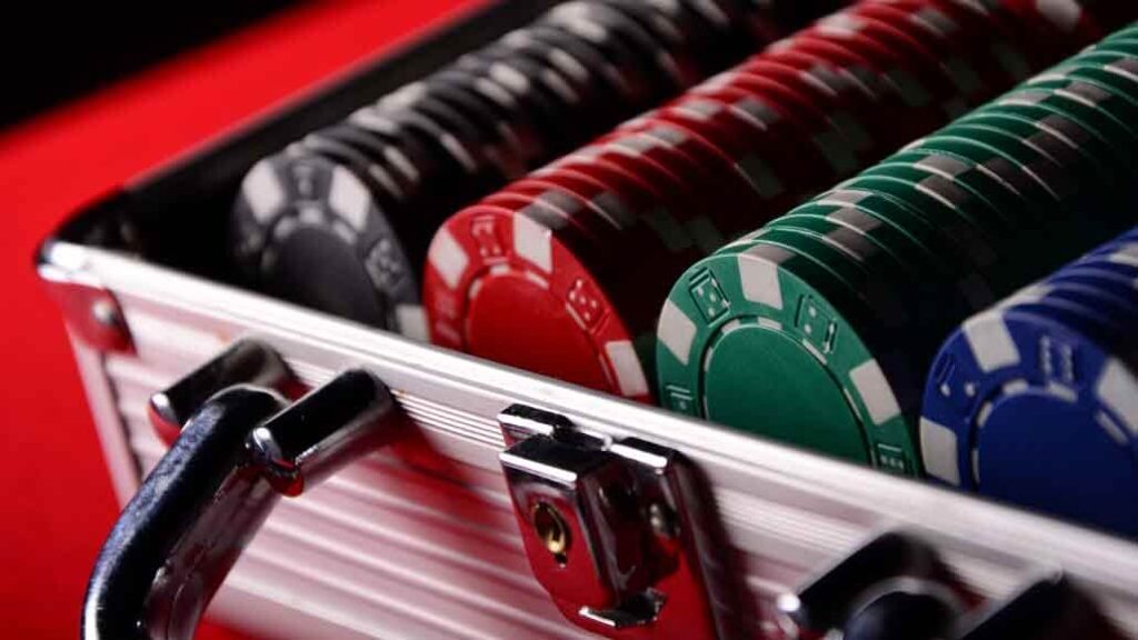 How to Host a Poker Tournament Learn Everything in One Place