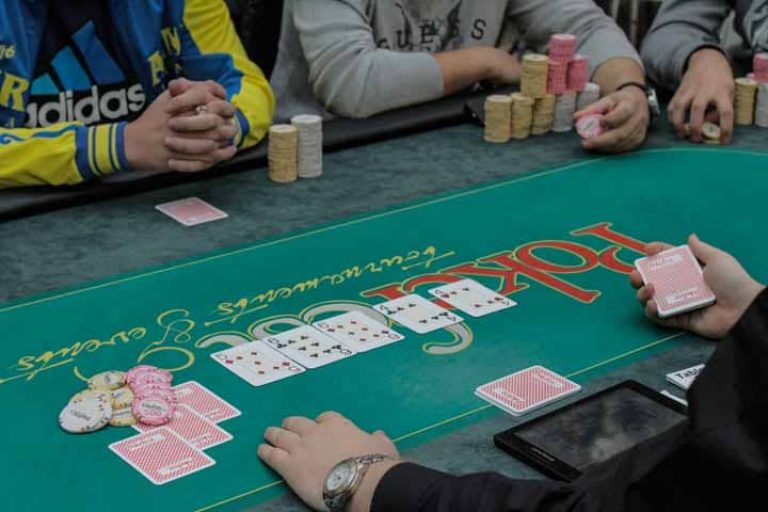 Hosting Home Poker Game Dos and Don’ts For Your Ultimate Night