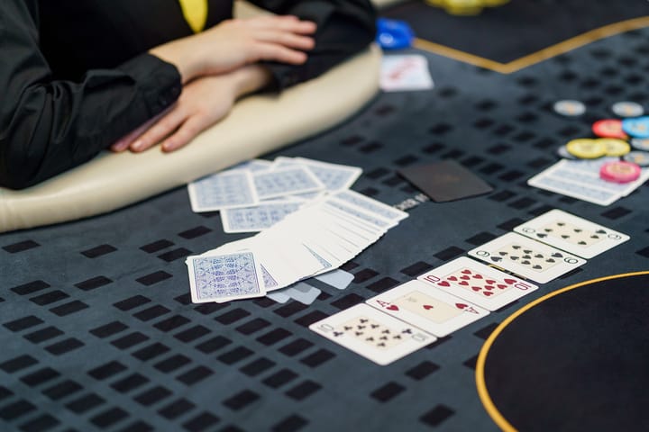 Playing flops in Holdem and PLO
