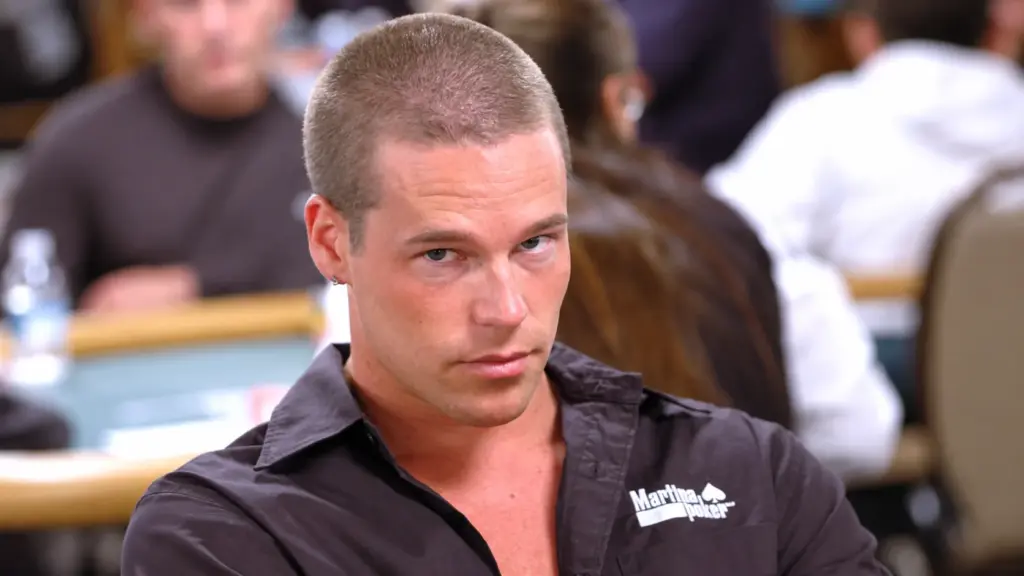 Patrik Antonius playing poker at the 2006 World Series of Poker