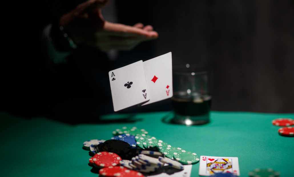 Holdem and stud differences