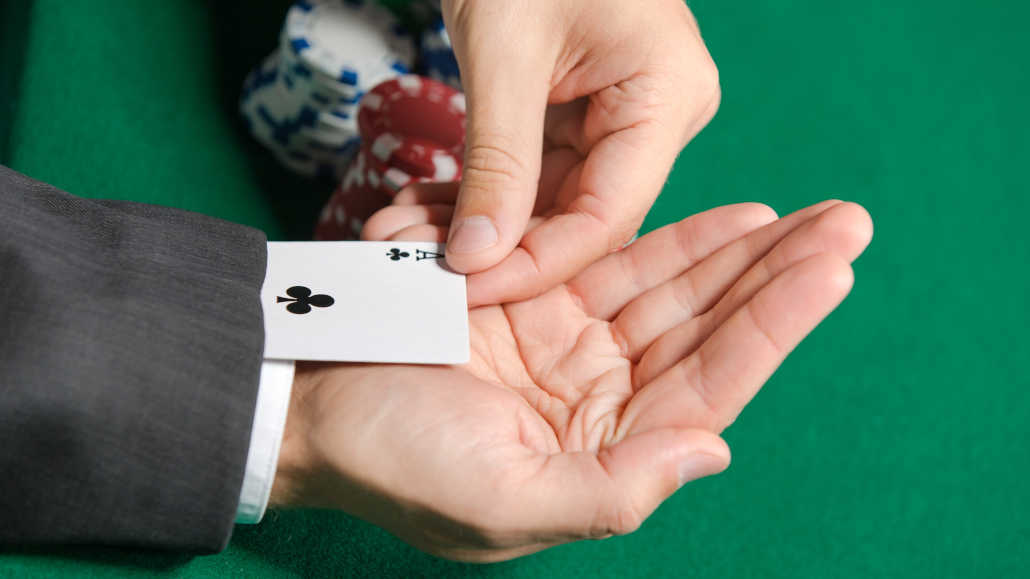 How common is cheating in poker
