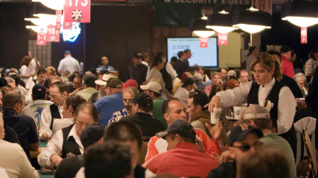 late registering poker tournaments