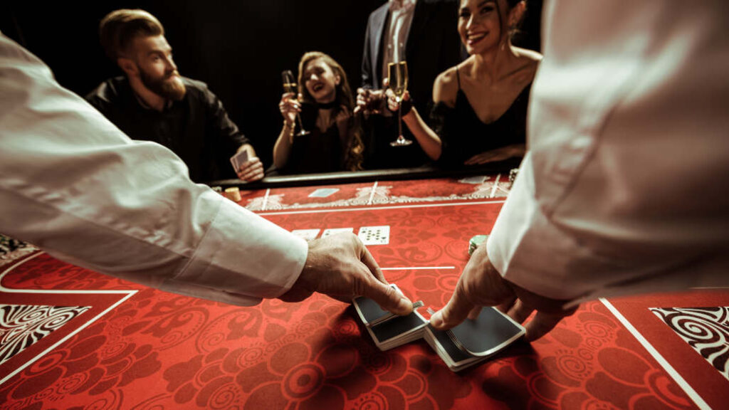 Texas Hold’em vs. Poker in a Casino Top 5 Differences