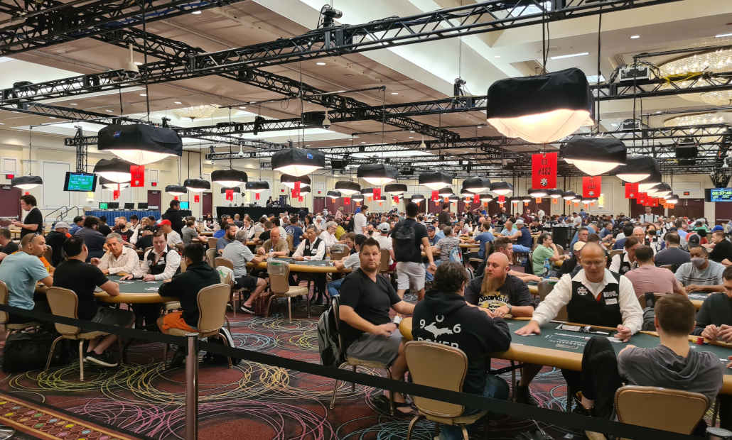 what attracts people to poker competitions