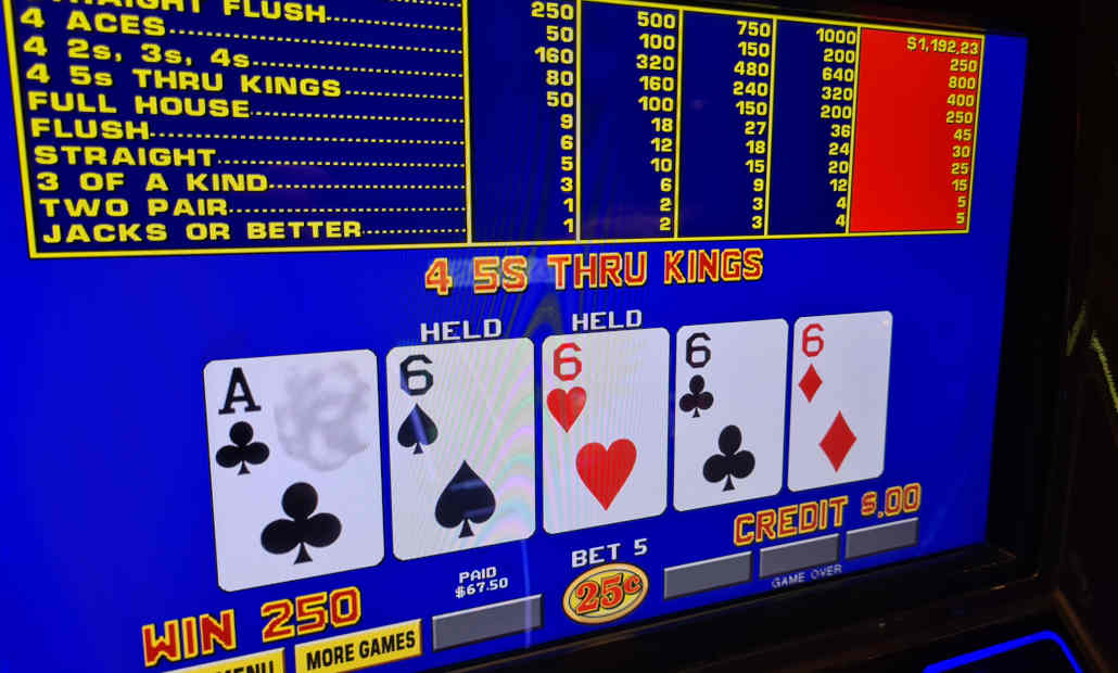 playing free video poker online