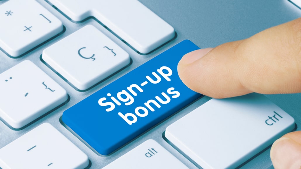 poker sign up bonus