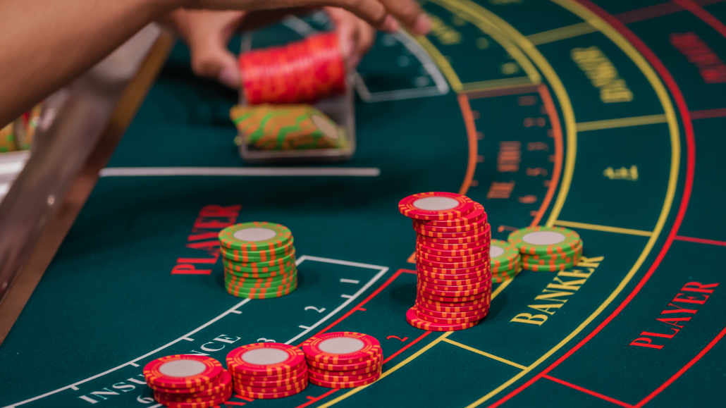 Онлайн автомат «Baccarat A» в казино Pokerdom