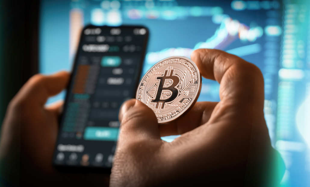 bitcoin buying vs trading