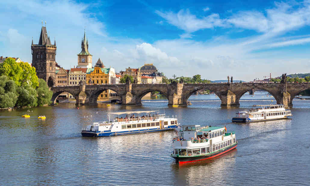 vltava river cruise ept prague 2022