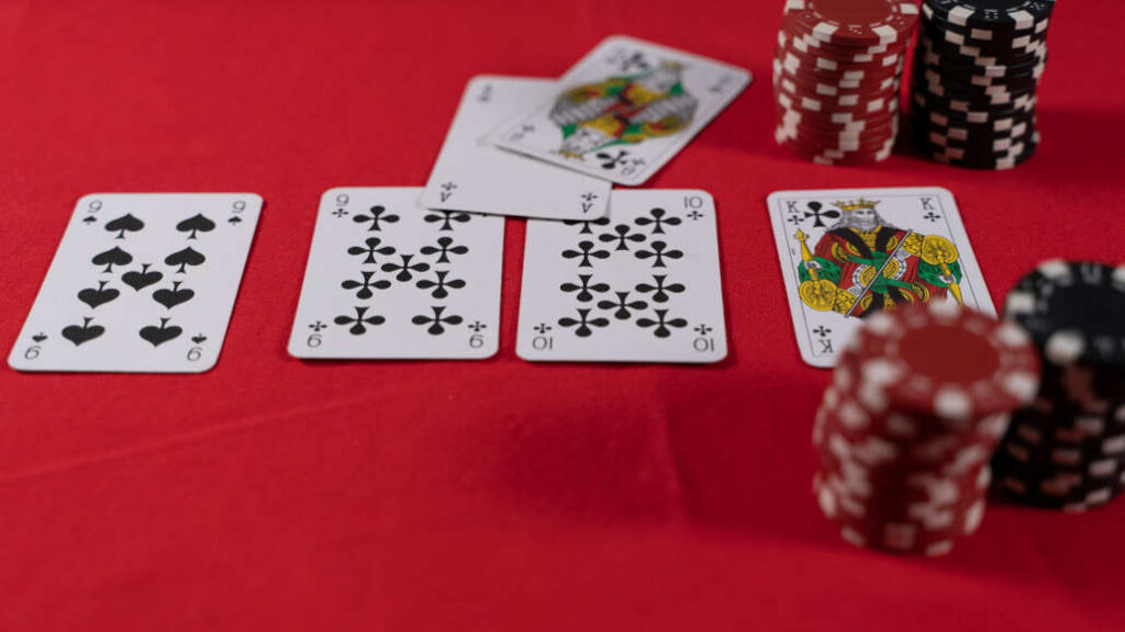 does-a-flush-beat-a-straight-in-poker-why