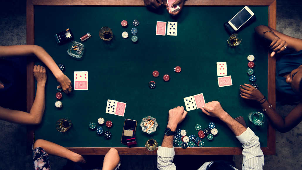 Poker with a Twist – Analog Games