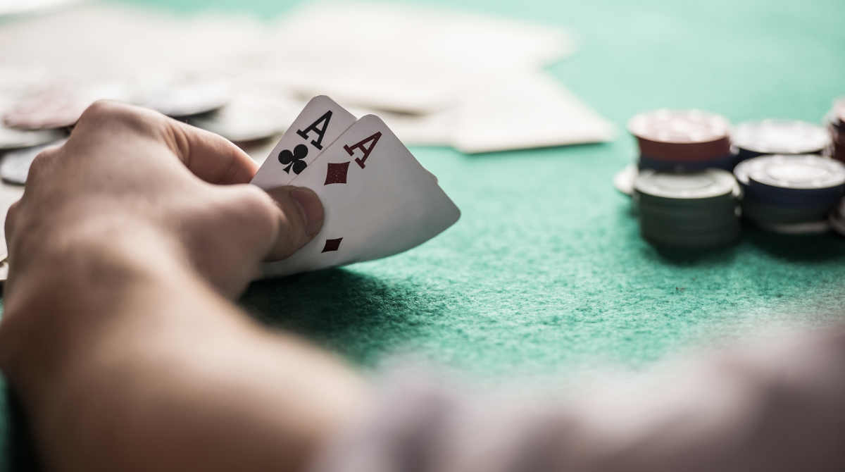 what makes poker popular casino game