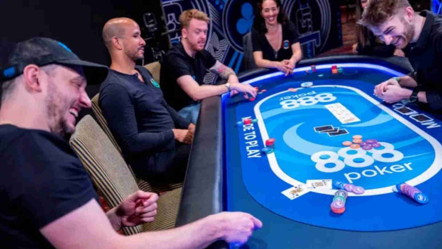 888poker bluffcatching river