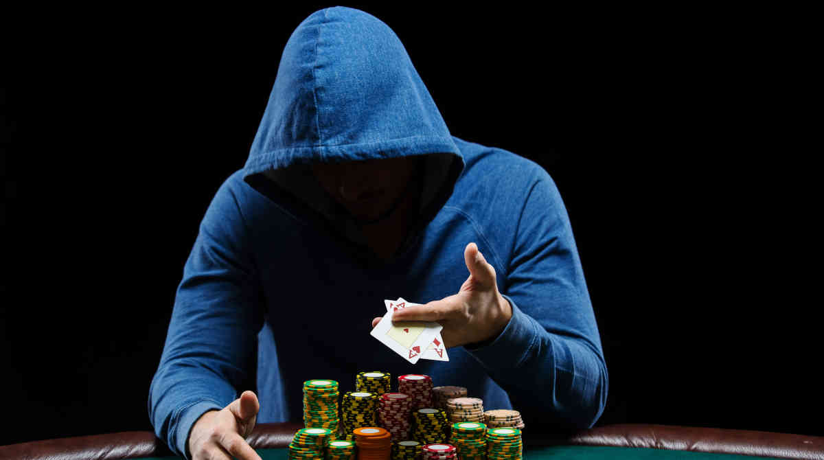 combat poker stigma