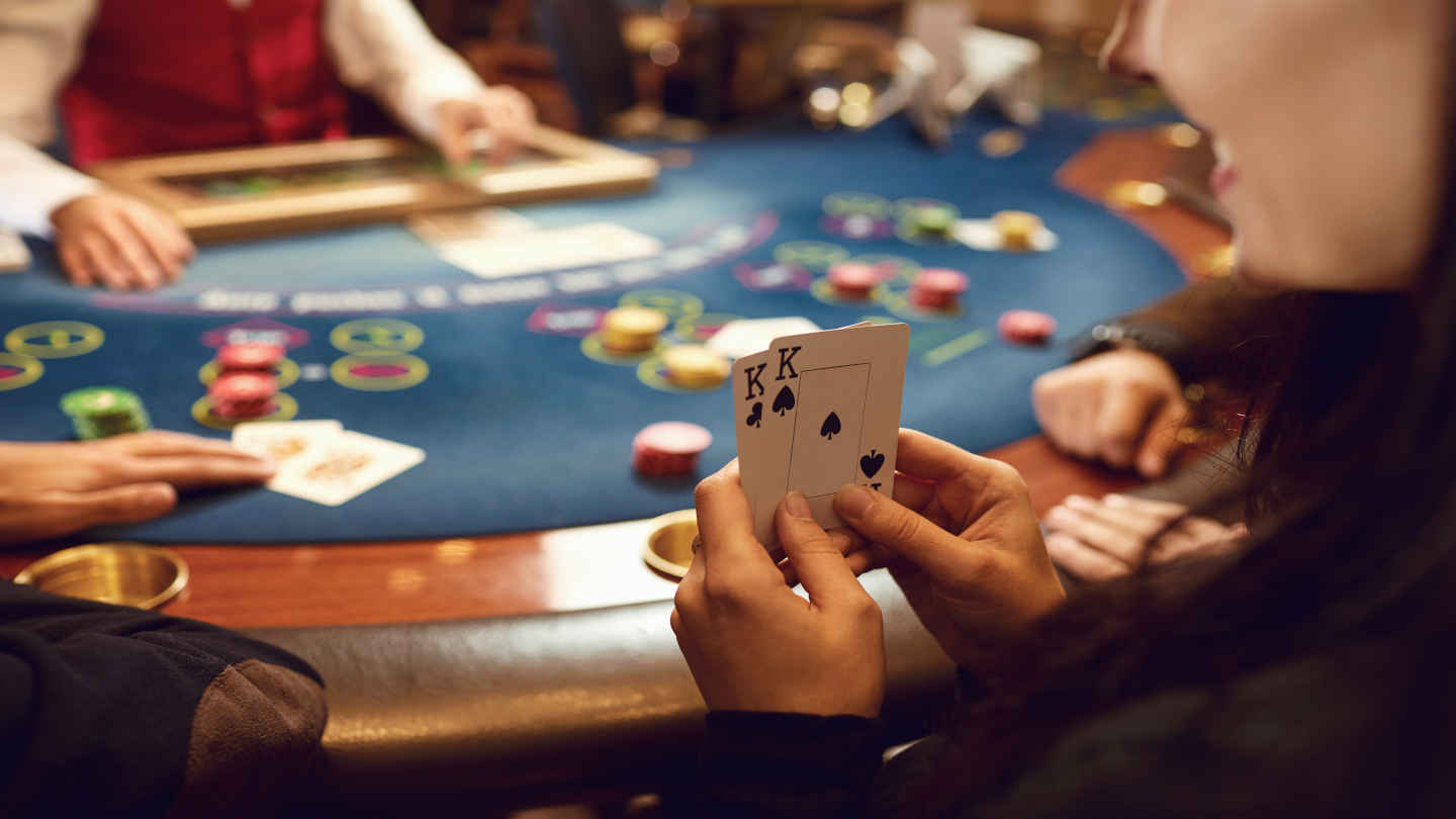 A Comprehensive Poker Guide for Beginners