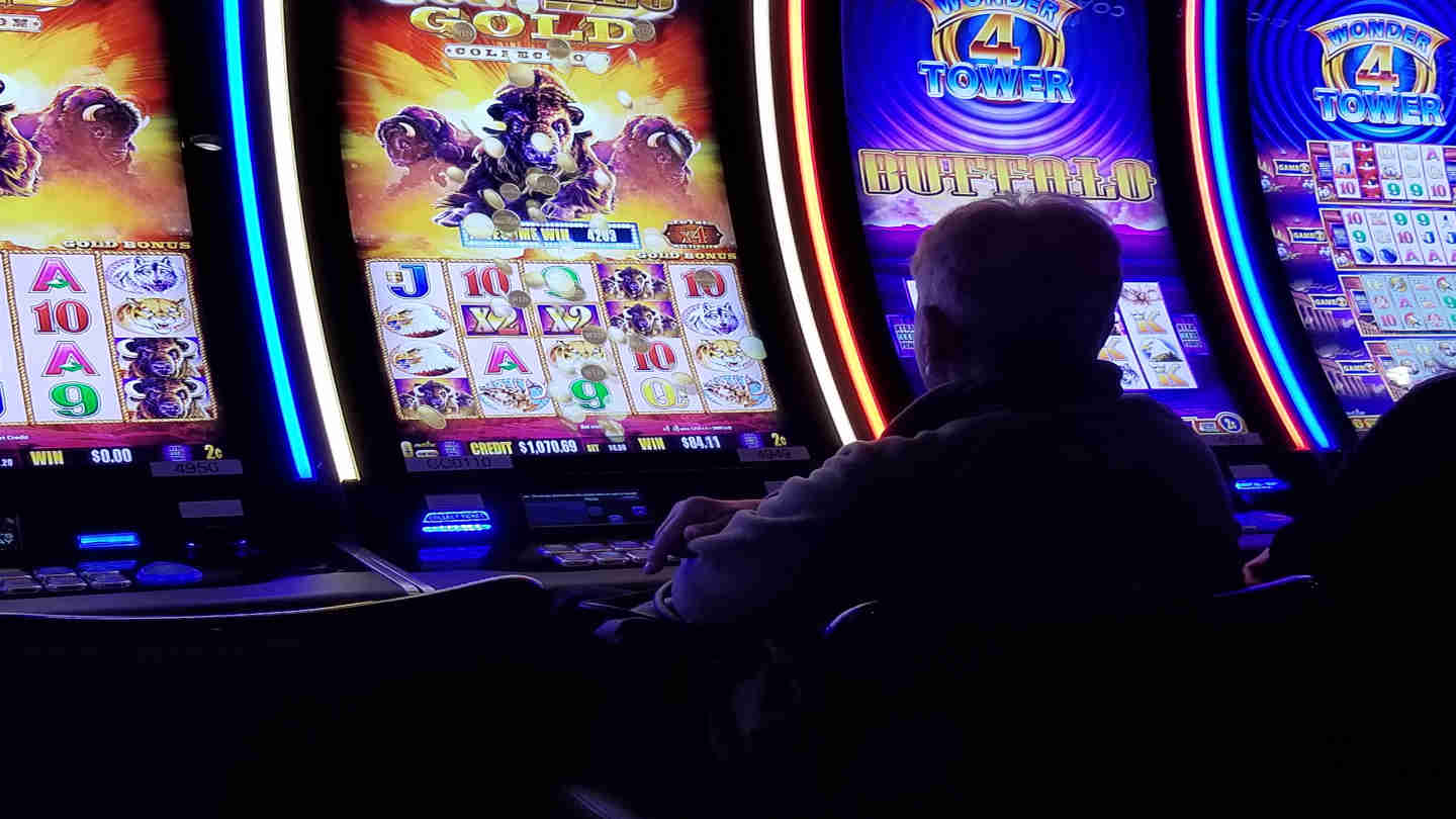 how old do you have to be to play slots