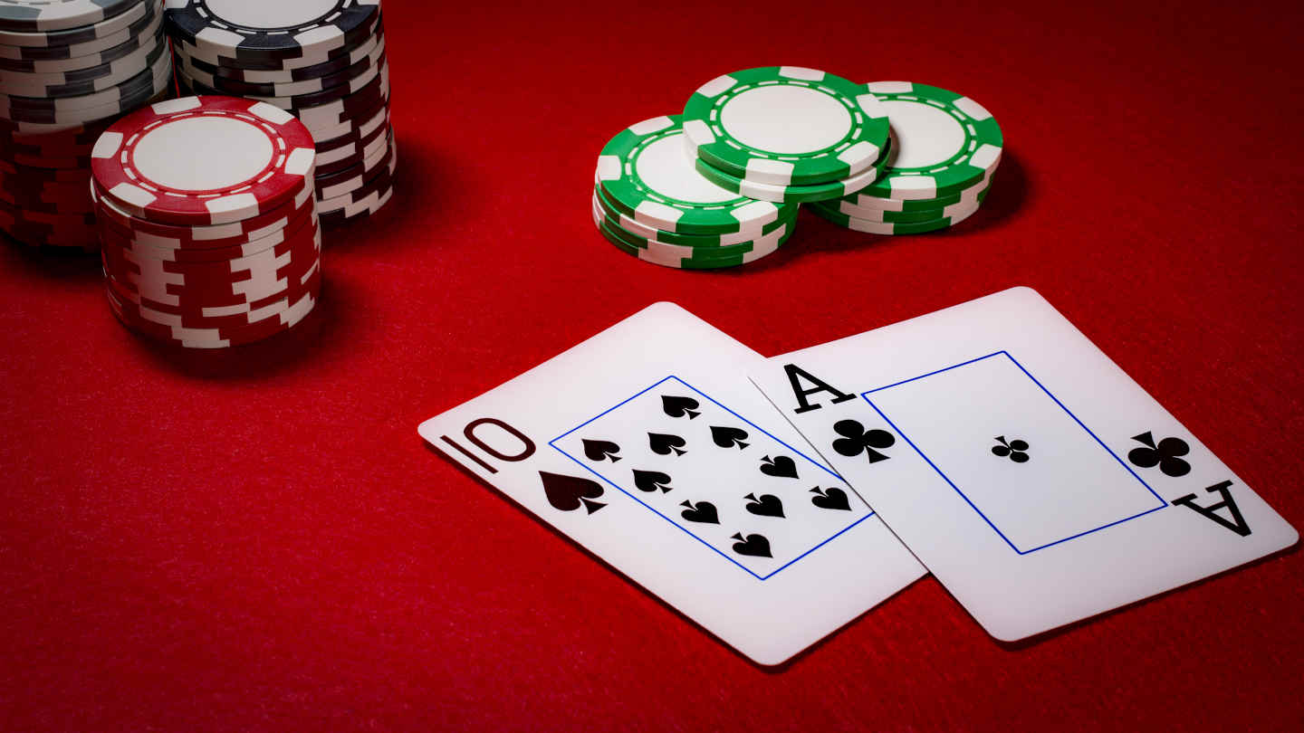 odds of winning in blackjack