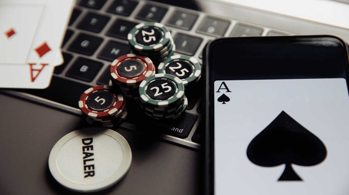 Poker platform user interface