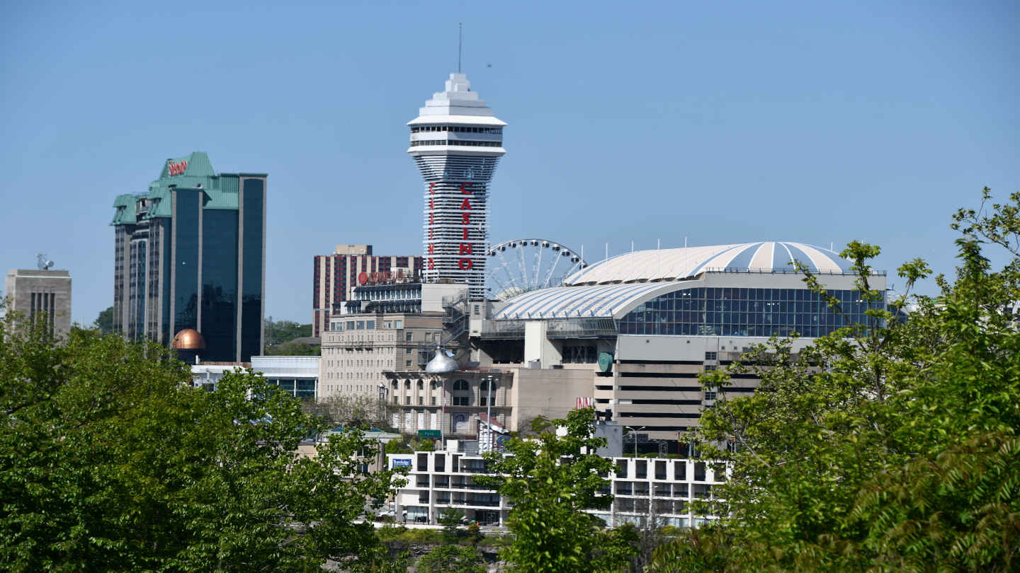 How Canadian Casinos Attract International Visitors