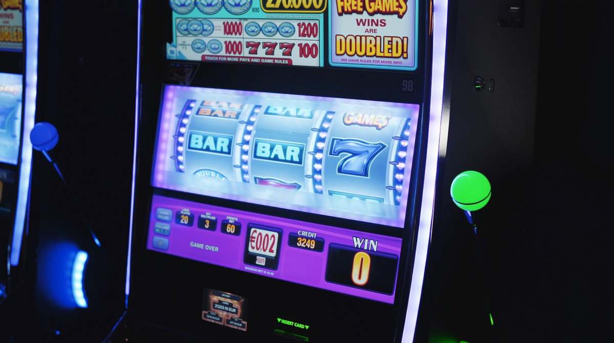 Why Progressive Jackpots Grow So Large